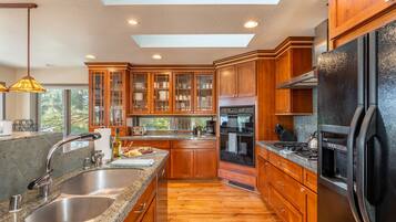 Nhà | 4 phòng ngủ