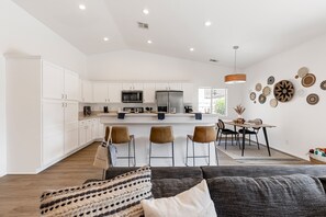 4 bedrooms - Sunny Palms by Avantstay Near Empire Polo Club (Indio)