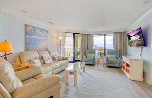 Apartment | 3 bedrooms - 311 Summerhouse by Avantstay Beach Views Access to Community Pool (Isle of Palms)