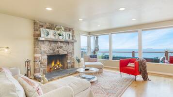 4 bedrooms