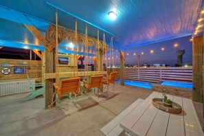 3 bedrooms - Totally Beachin by Avantstay Private Pool Hot Tub Swing Seats Beach Get Away (Port Aransas)