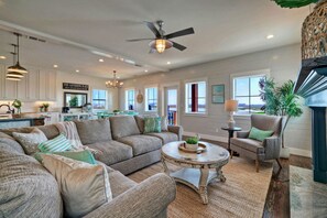 House | 3 bedrooms - Sunset Hideaway by Avantstay Incredible Views (Port Aransas)