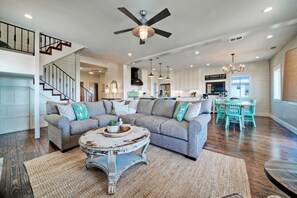 House | 3 bedrooms - Sunset Hideaway by Avantstay Incredible Views (Port Aransas)