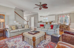 House | 4 bedrooms - 7 41st Avenue by Avantstay Private Pool Near Beach (Isle of Palms)