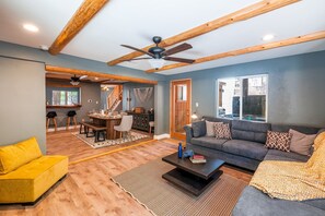 House | 5 bedrooms - Bearpaw by Avantstay Hot Tub 10 Min to Lake (Big Bear Lake)