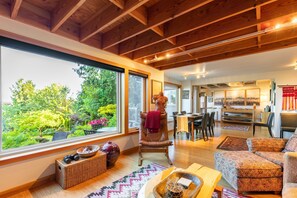 House | 2 bedrooms - Heron Rook Cottage by Avantstay Panoramic View (Langley)