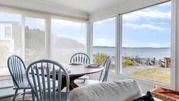 House | 2 bilik tidur