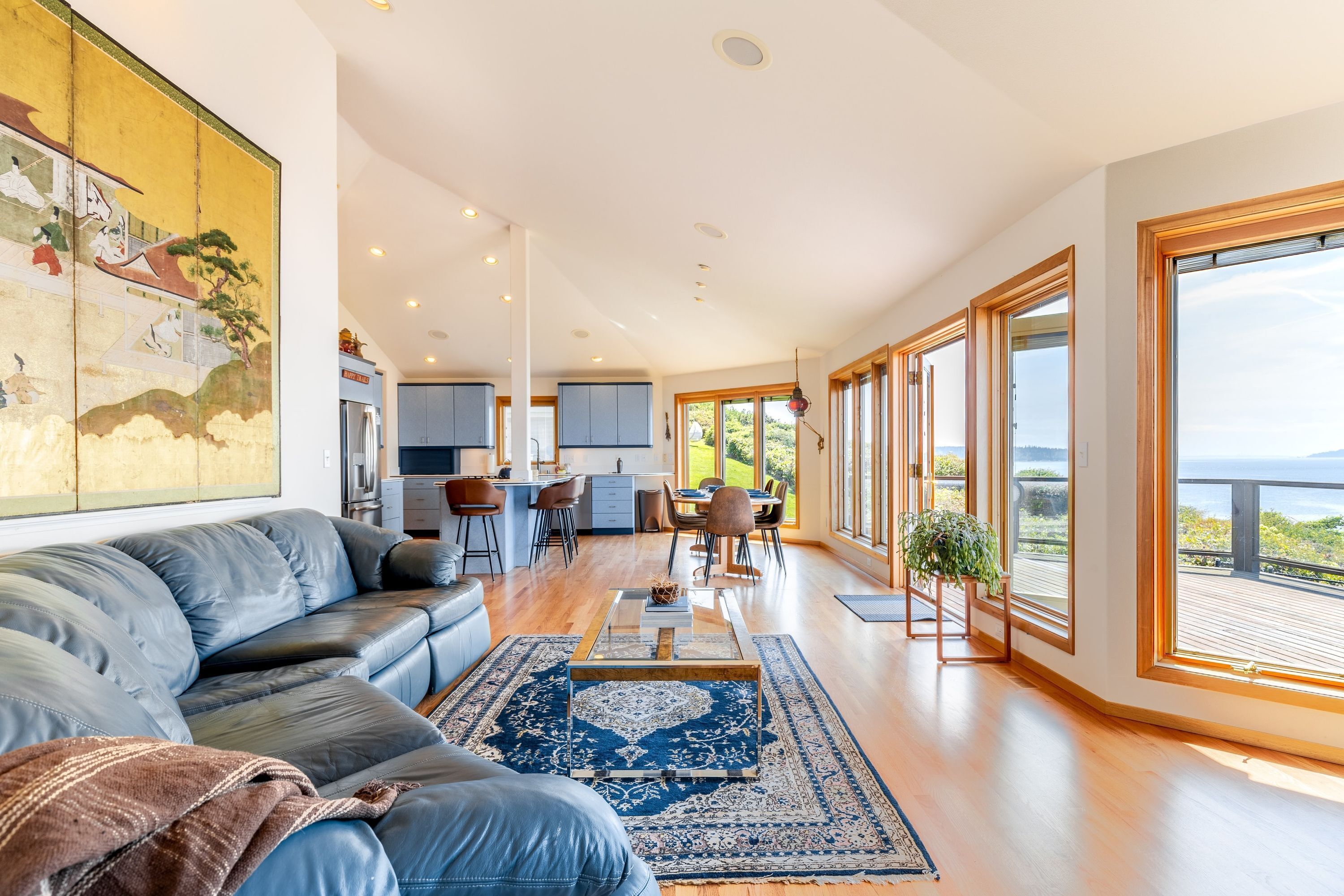 4 bedrooms