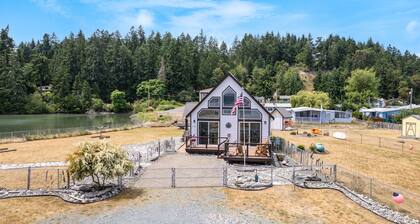 Sisters by the Sound by Avantstay Beach Access