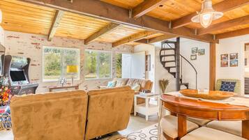 House | 2 bilik tidur