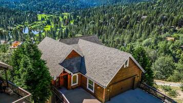 Nhà | 4 phòng ngủ