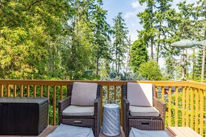 2 bedrooms - Mid-century Beach Cabin by Avantstay Walk to Beach (Coupeville)