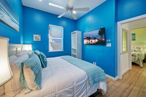 House | 4 bedrooms - Awave From it All by Avantstay 2 Blocks to Beach (Port Aransas)