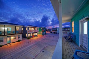 House | 4 bedrooms - Awave From it All by Avantstay 2 Blocks to Beach (Port Aransas)