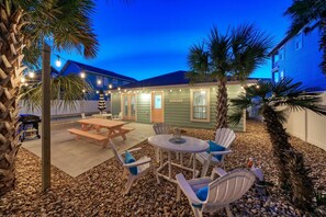 House | 3 bedrooms - Peachy Palm by Avantstay Huge Private Pool (Port Aransas)