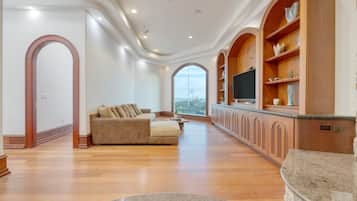 House | 5 bedrooms