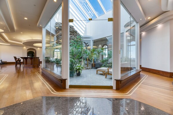 House - Bay House by Avantstay Waterfront Pier Pond (Dameron)