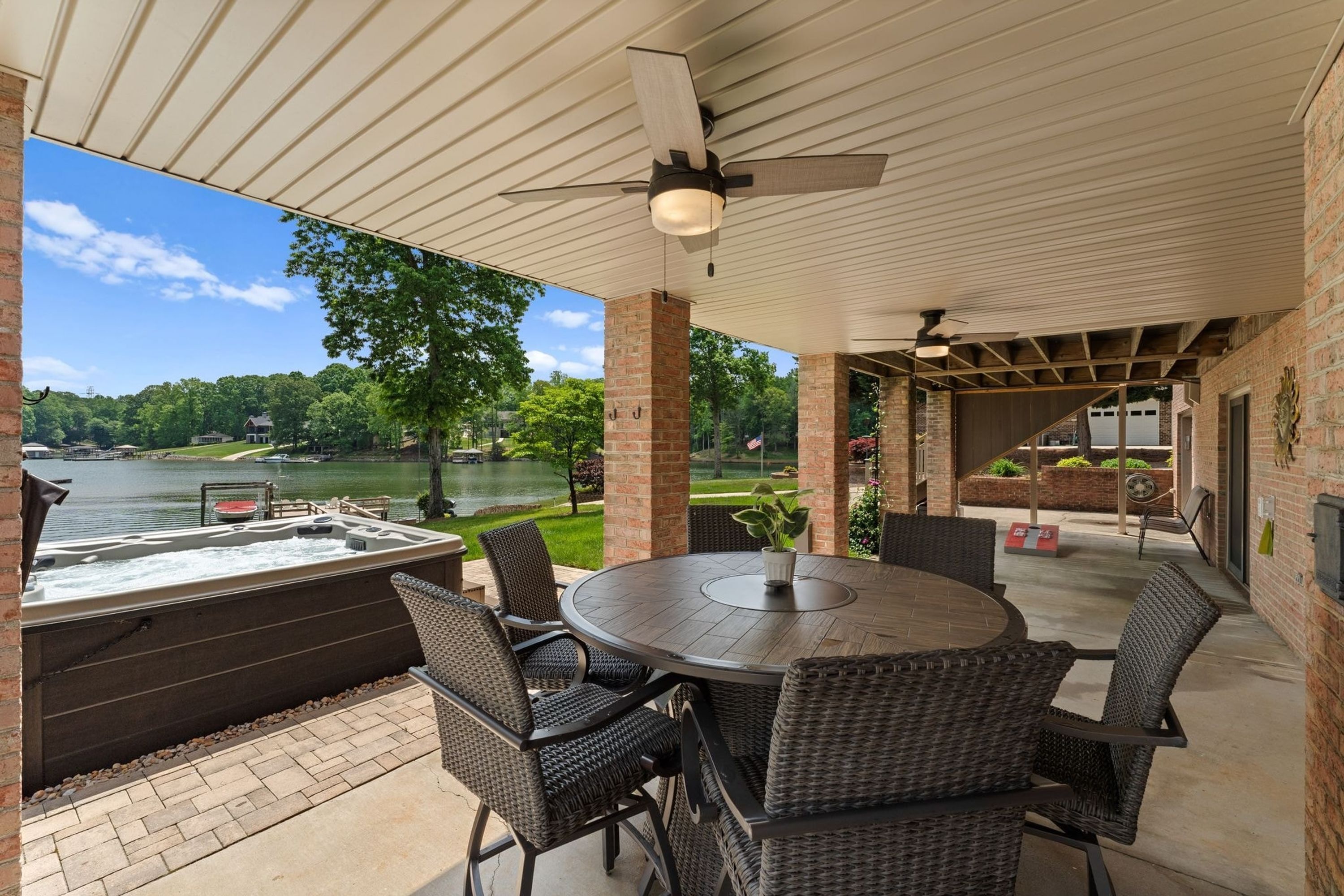 Rumah | 4 kamar tidur