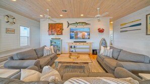 House | 4 bedrooms - Best Little Shore House by Avantstay Shared Pool (Port Aransas)