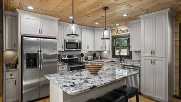 Rumah | 4 kamar tidur