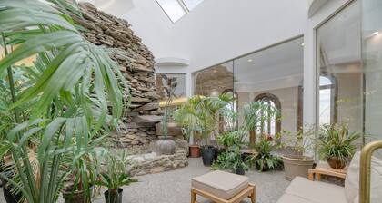 Bay Estate by Avantstay Waterfront Private Pond