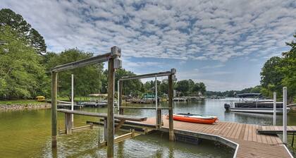 Shades of Summer by Avantstay Gazebo Dock View