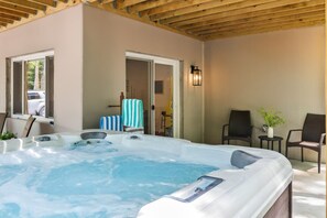 House - Maple Oasis by Avantstay Newly Built w Hot Tub Game Room Fire Pit (Blakeslee)