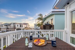 House | 5 bedrooms - Ocean Breeze Buyout by Avantstay Steps to Beach (Newport Beach)