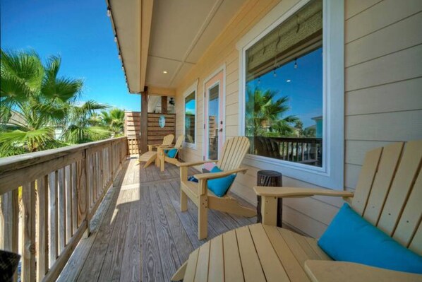 House | 3 bedrooms - Rock N Reel by Avantstay Prime Old Town Location (Port Aransas)