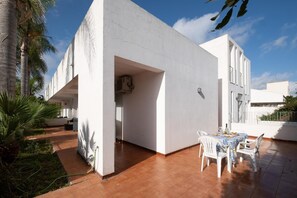 Villa, Terrasse, Meerblick | Terrasse/Patio