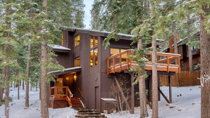 House - Dakine Haus by Avantstay 4 Min to Northstar Deck (Truckee)