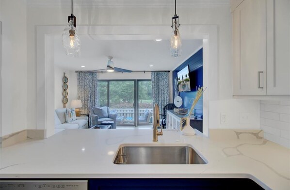 House | 2 bedrooms - 44 Fairway Dunes by Avantstay Steps From the Beach Pool Tennis Pickleball Courts (Isle of Palms)