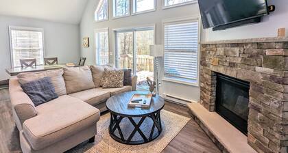 Woodland Chalet by Avantstay Deck Lake Access