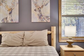 House - Woodland Oasis by Avantstay Hot Tub Firepit Walk to Lake (Lake Harmony)