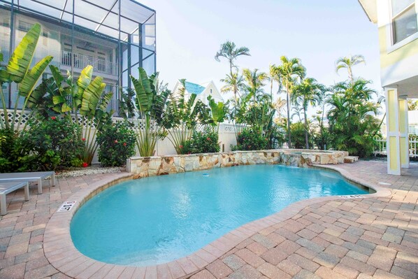 บ้านพัก | 5 ห้องนอน