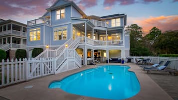 House | 7 bedrooms