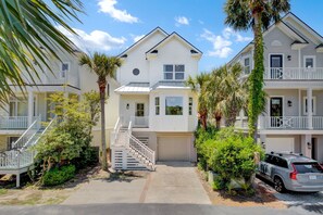 4 bedrooms - Sand Wedge by Avantstay Right on the Golf Course (Isle of Palms)