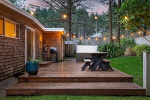 3 bedrooms - Four Bears by Avantstay Walk to Beach Hot Tub Ocean View (Arch Cape)