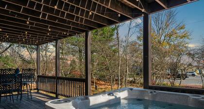 Lake View Chalet by Avantstay Lake Access Deck