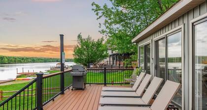 Pocono Lakefront by Avantstay Dock Lake Access