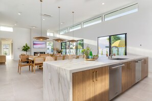 Villa | 6 bedrooms - The Reserve at Polo Villas 18 by Avantstay (La Quinta)