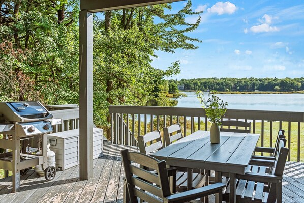 House | 3 bedrooms - Strawberry Shores by Avantstay Lakefront Private Beach (Long Pond)