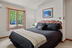 House | 3 bedrooms - Harmony Ridge by Avantstay Large Deck w Hot Tub Forest Views (Lake Harmony)