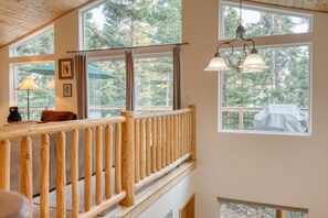 House | 4 bedrooms - Tahoe Vista by Avantstay Central Location Patio (Tahoe Vista)