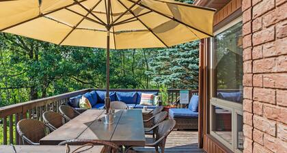 Waterside Haven by Avantstay Lakefront Hot Tub Game Room Fire Pit