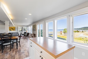House | 6 bedrooms - Maxwelton Farm Guest House by Avantstay A Views (Clinton)