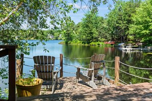 House | 3 bedrooms - Simply Shores by Avantstay Private Beach Dock Lake Overlook (Long Pond)