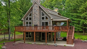 House | 6 bedrooms