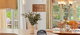 Mountain Hideout by Avantstay Game Room Deck