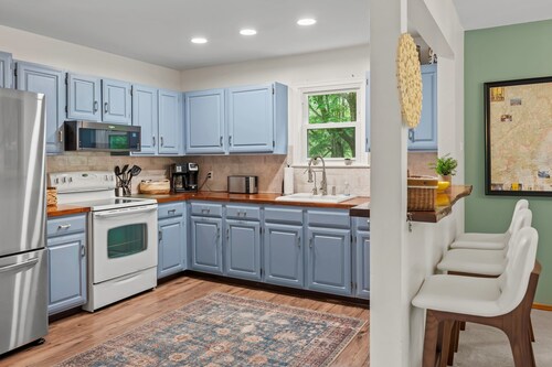 Hidden Bear by Avantstay A Central Location